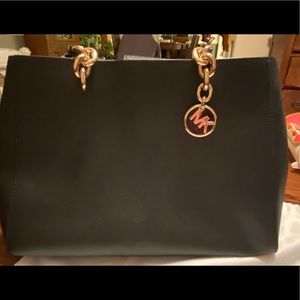 Michael Kors Cynthia Satchel